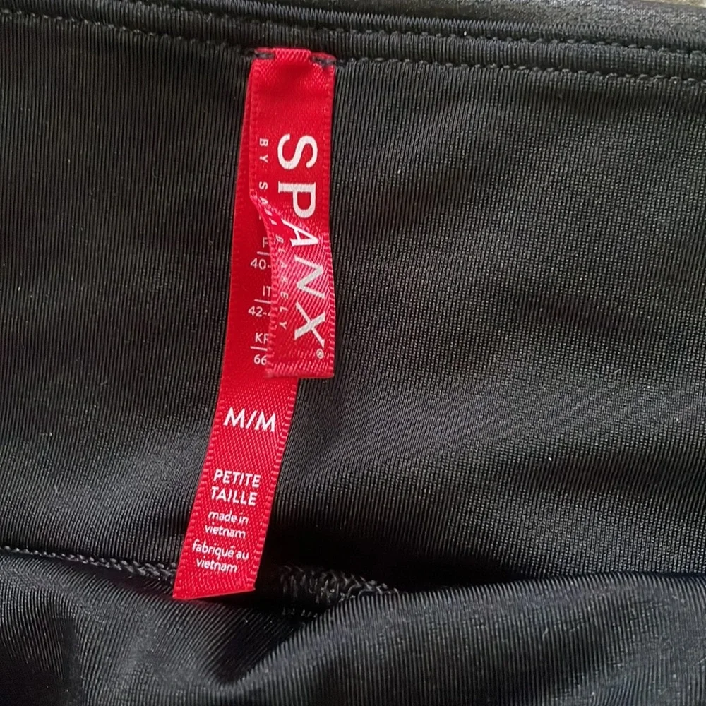 SPANX faux leather leggings - Picture 2 of 2